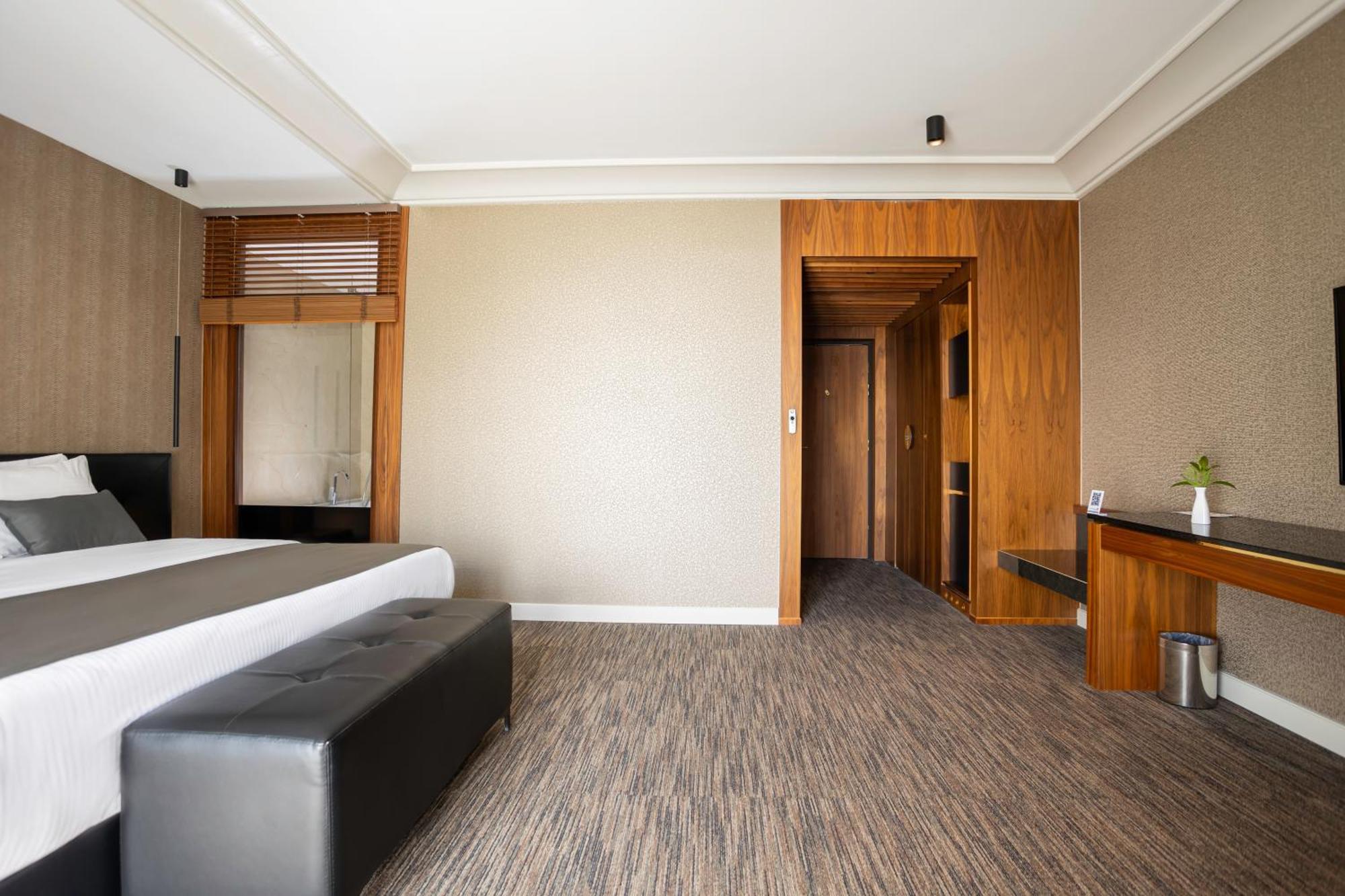 Select Hill Resort Linze Exterior photo