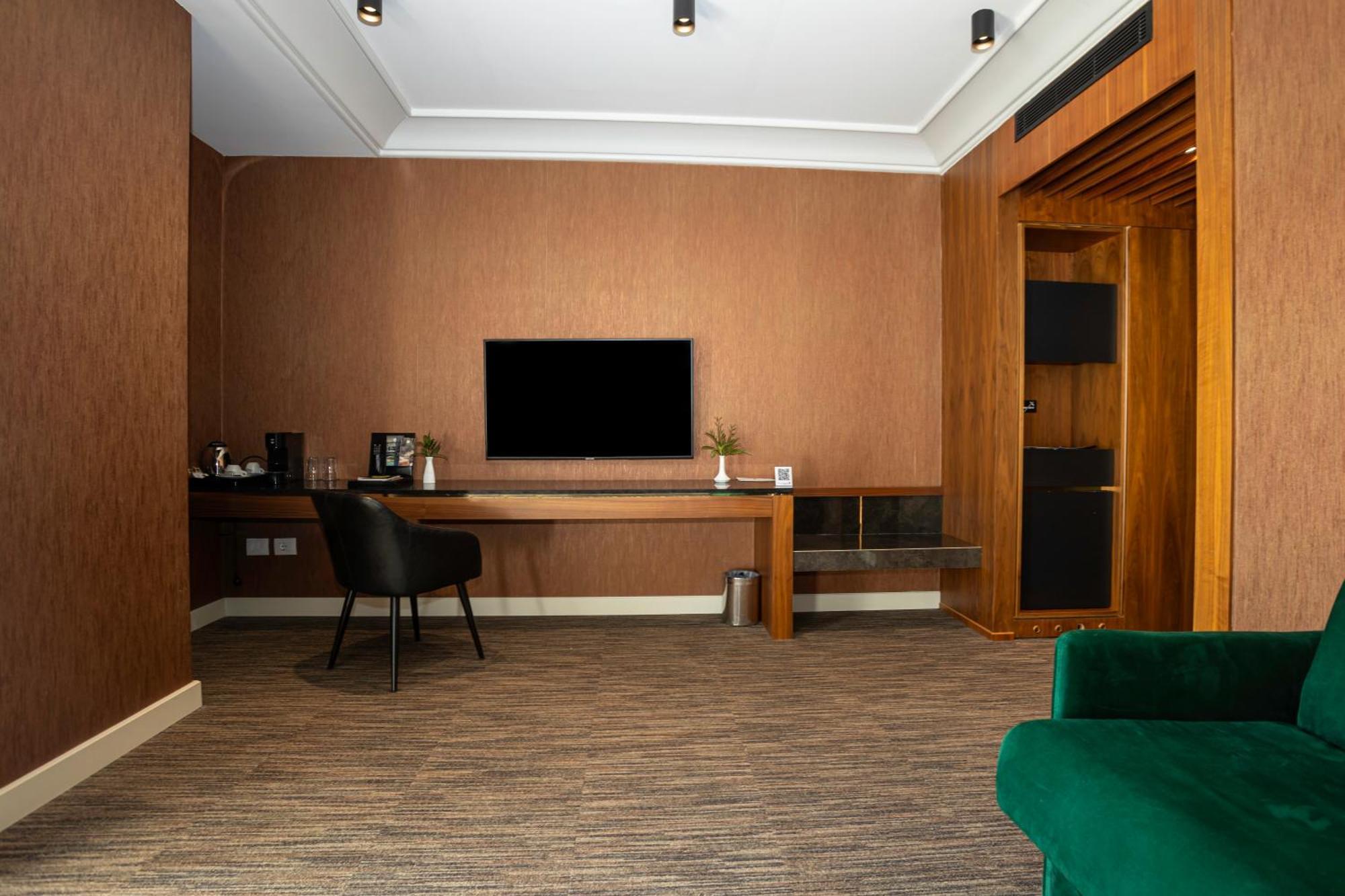 Select Hill Resort Linze Room photo
